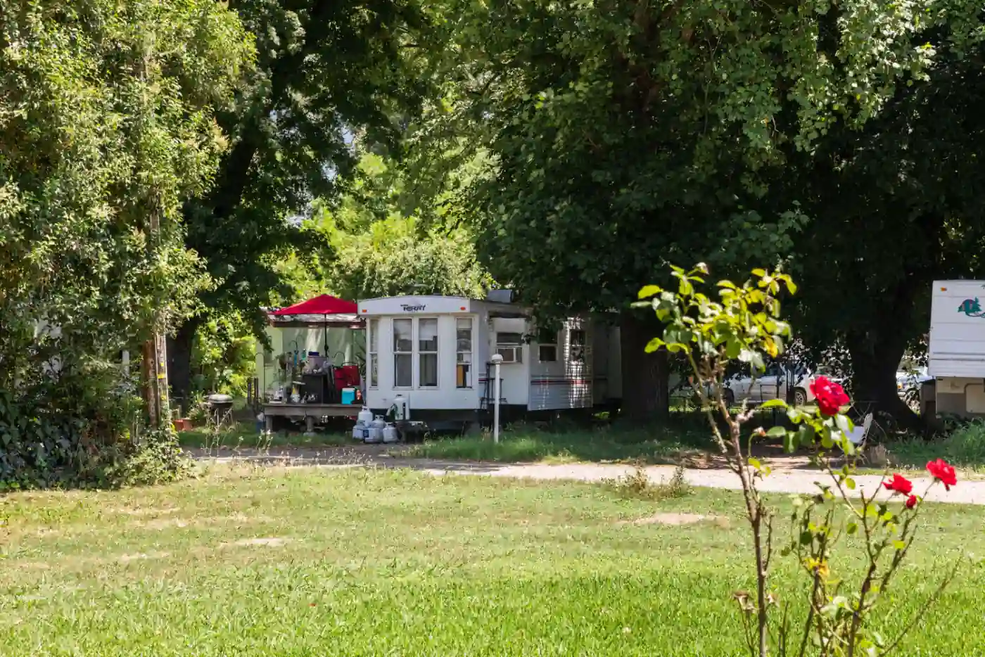 A full-hookup RV site with power, water, and sewer at Hidden Harbor